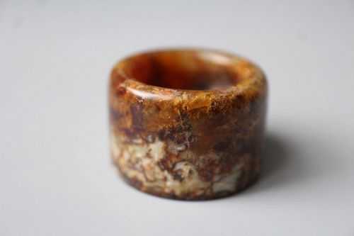 Qing Dynasty Jade Thumb Ring (item #1444265)