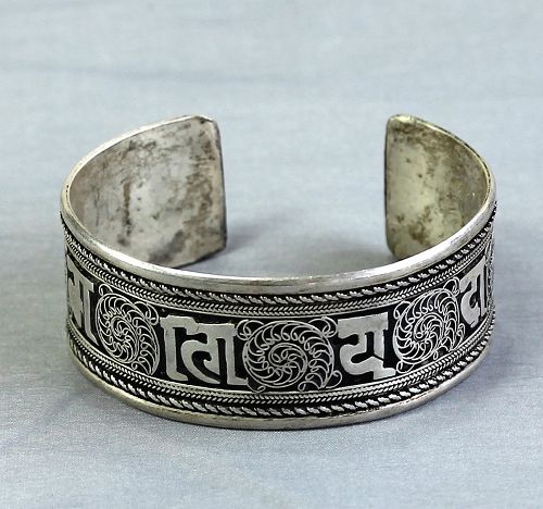 Wide Fish and Birds Silver Cuff Bracelet - Sterling Silver – Cosmic Norbu